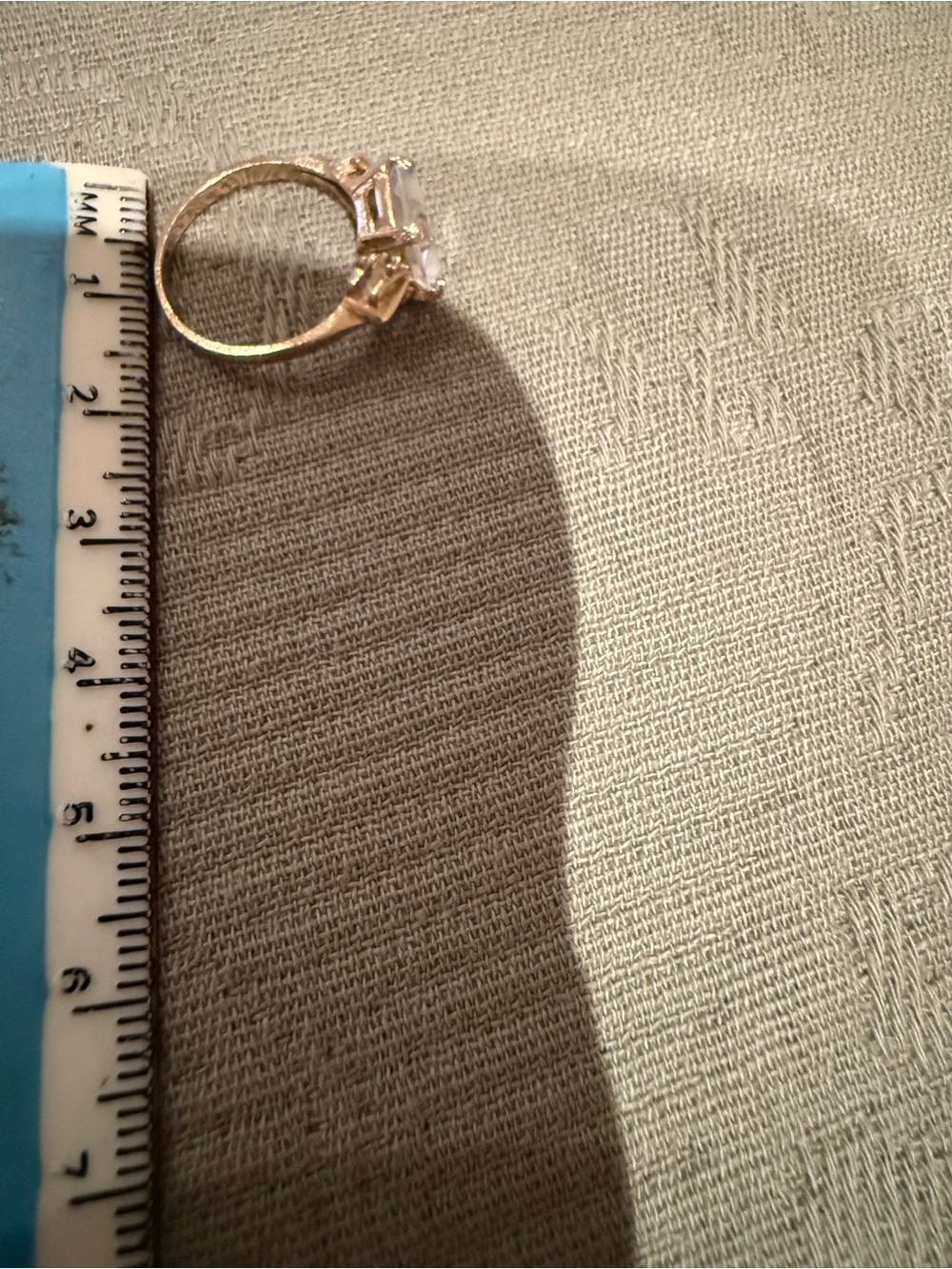 Vintage 14KT Gold Ring with Clear Quartz Emerald-Cut Stone - Picture 5 of 8